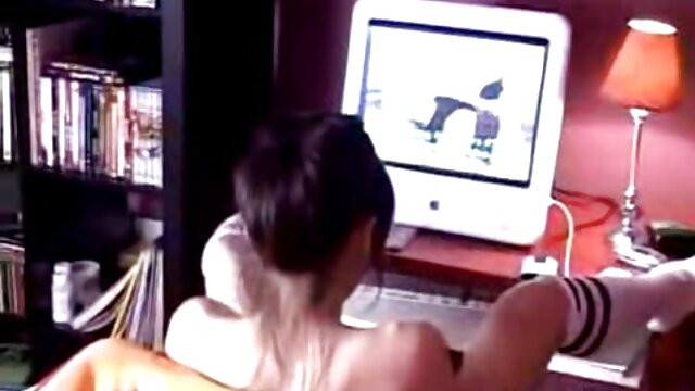 سینه عکس سوپر متحرک های سیلیکونی با سیلویا سیج زیبا از فیلم شیطان